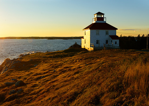 Old Lighthouse, Port Bickerton