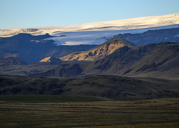Mountains along the south coast, Austurvegur