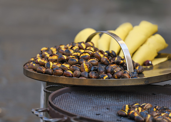 Roasted chestnuts, Rome