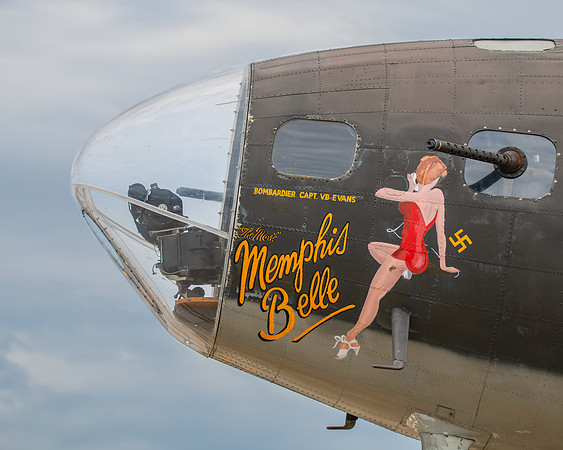 Nose art, B-17