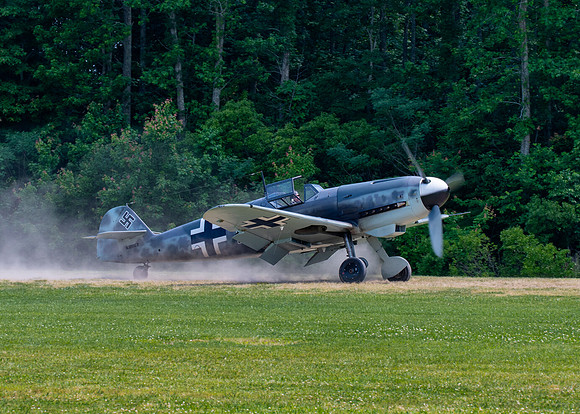 Messerschmidt Bf-109 taxiing