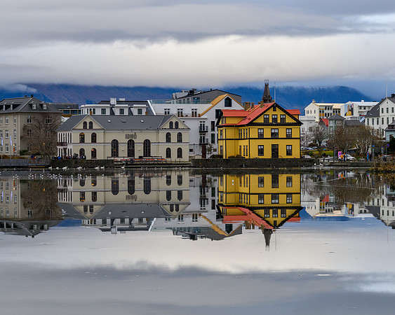 Tjornin shore, Reykjavik